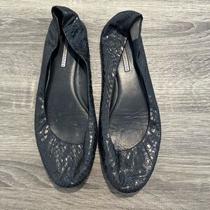 Vera Wang Lavender flats